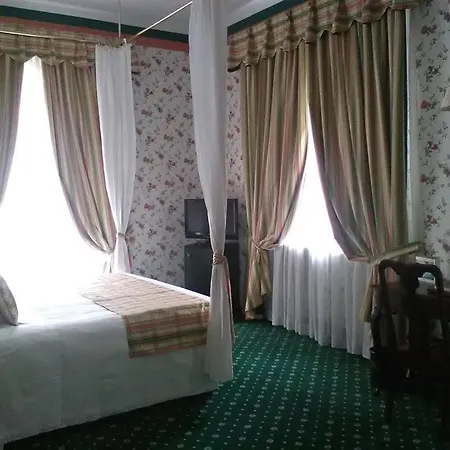 Hotel Victoria & Iside Spa-3